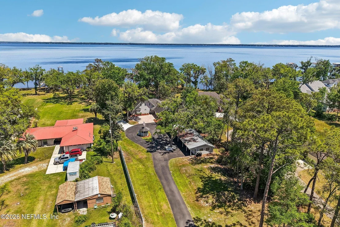 Photo of 4745 RAGGEDY POINT Road