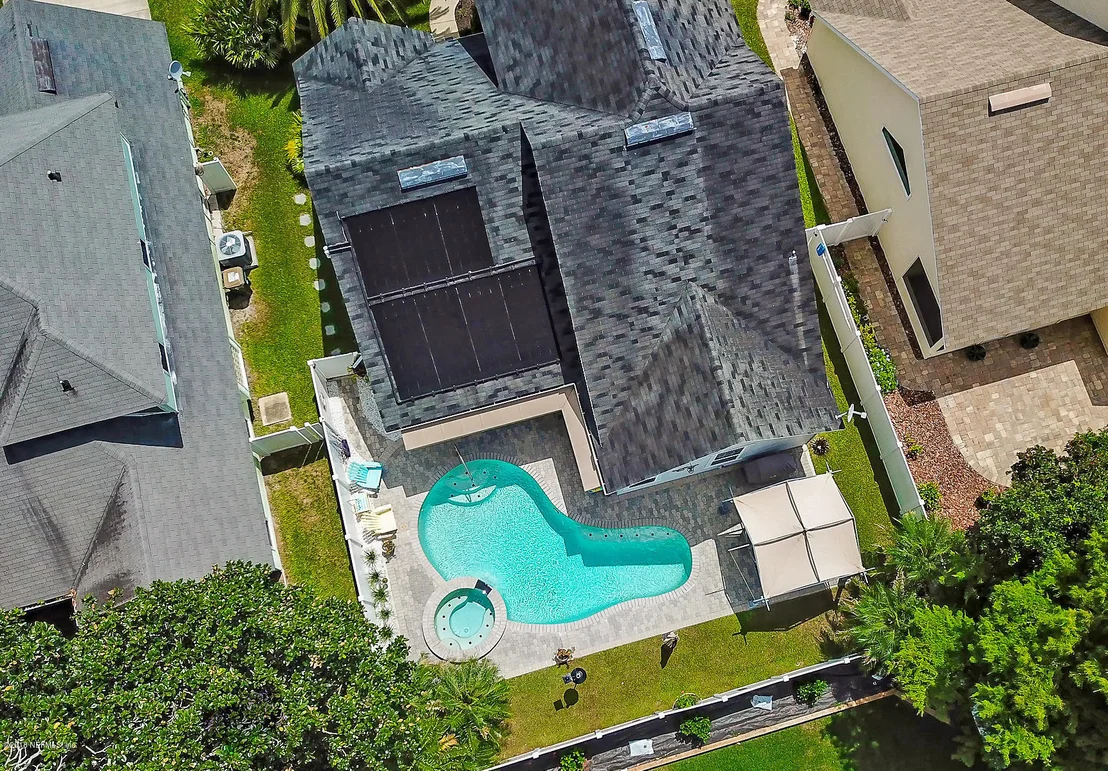 Photo of 1480 LAUREL Way