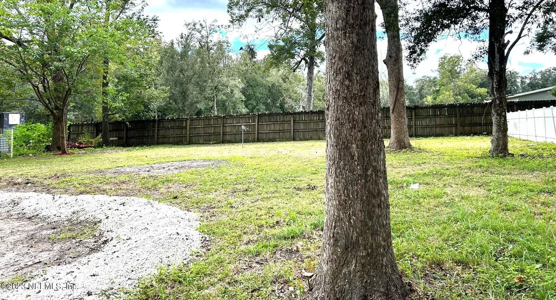 Photo of 8054 GRAFF Lane