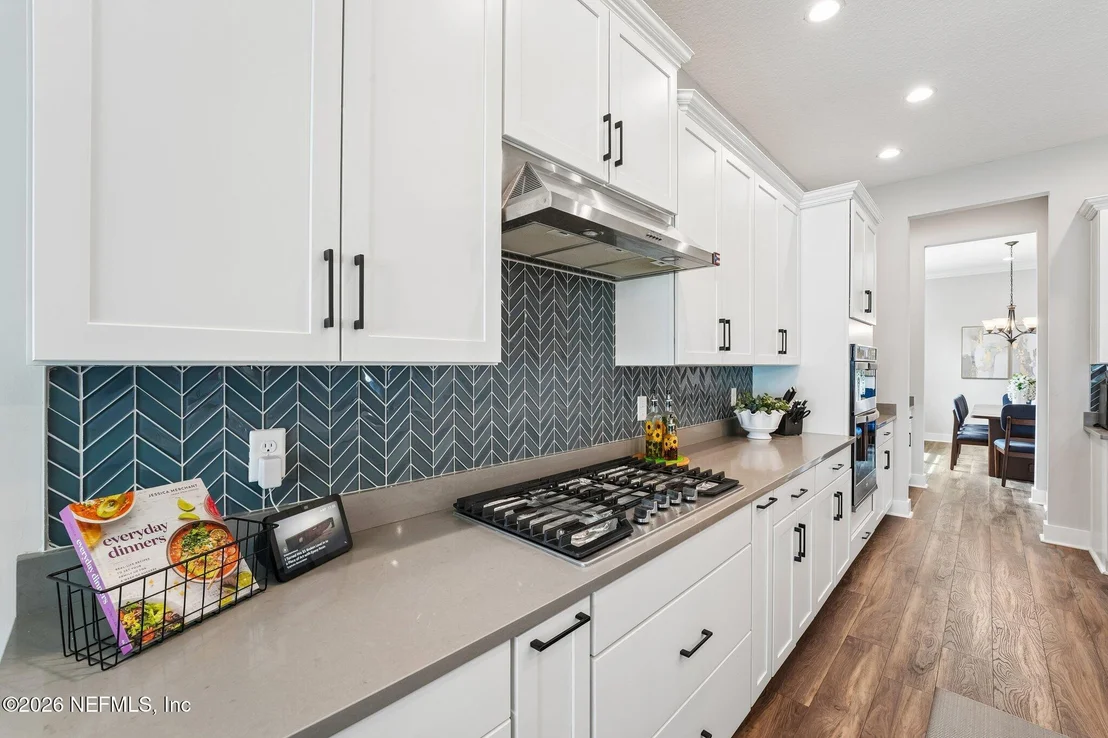 Photo of 10223 SILVERBROOK Trail