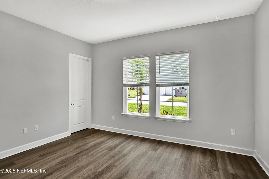 Photo of 282 KNOTTED BIRCH Avenue