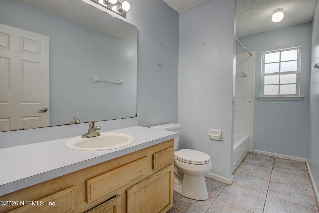 Photo of 7975 MACINNES Drive