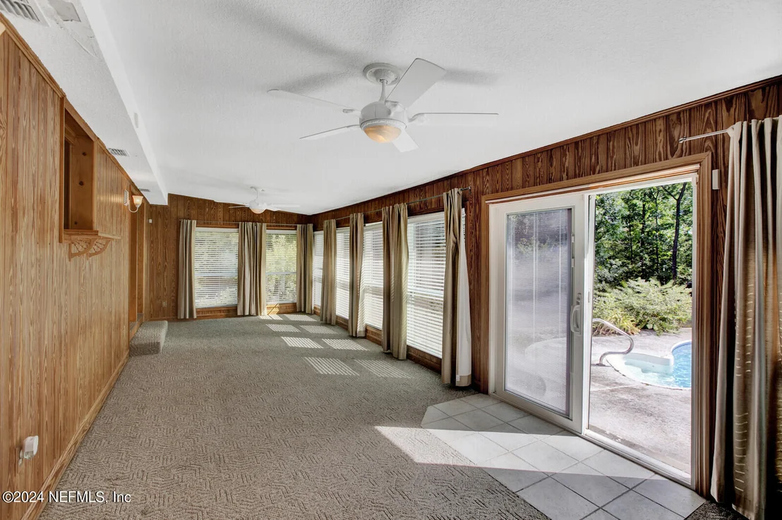 Photo of 2527 BEGONIA Drive
