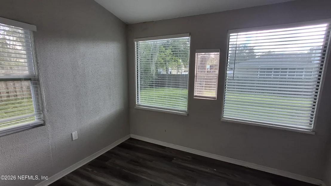 Photo of 1809 FARM WAY Way