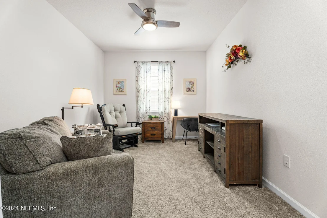 Photo of 75693 SPOONBILL Lane