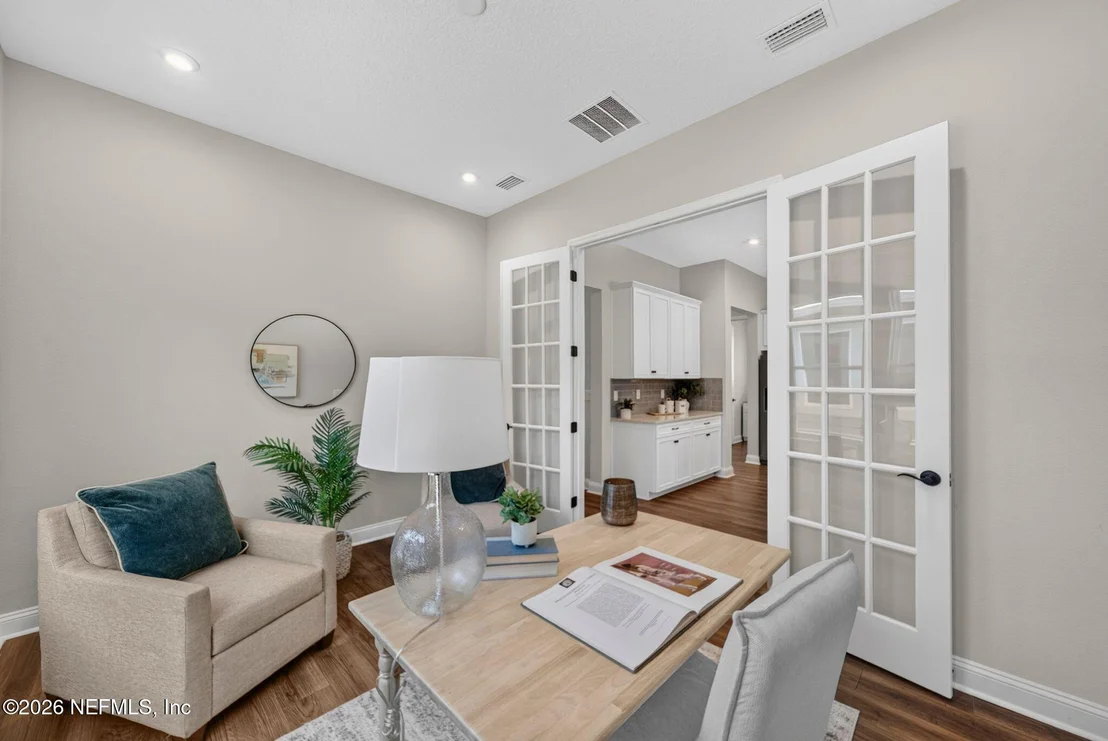 Photo of 186 LADYSLIPPER Drive