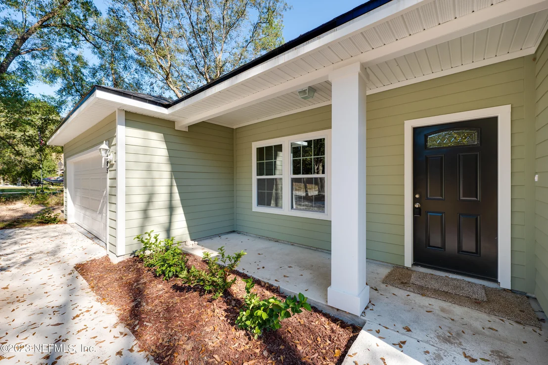 Photo of 1886 OPENWOODS Road