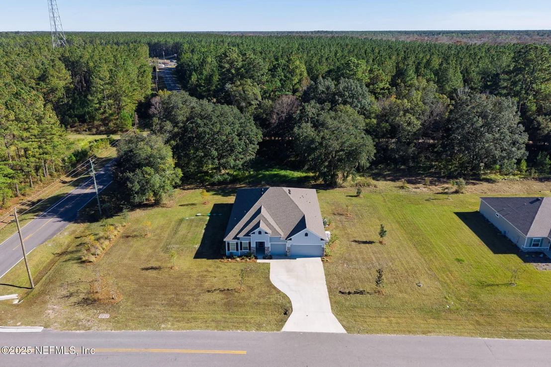 Photo of 56310 CREEKSIDE Way