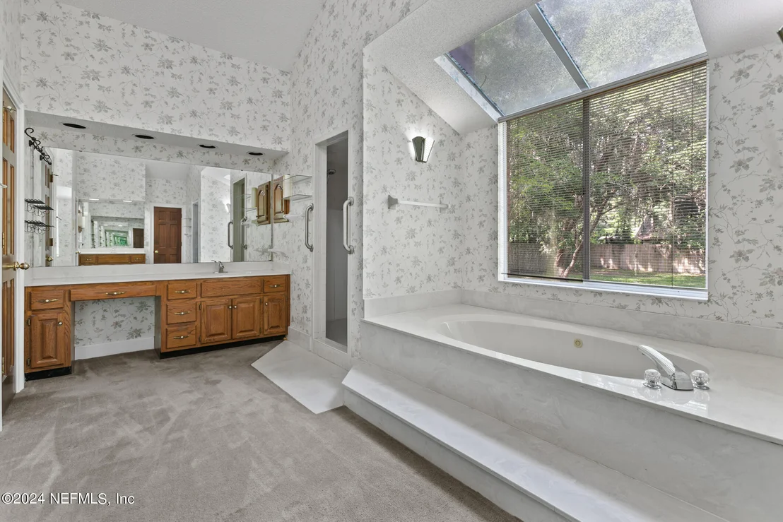 Photo of 11926 MANDARIN Road