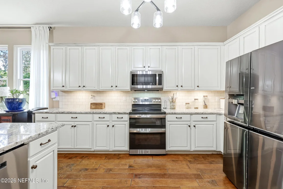 Photo of 185 BARTRAM PARKE Drive