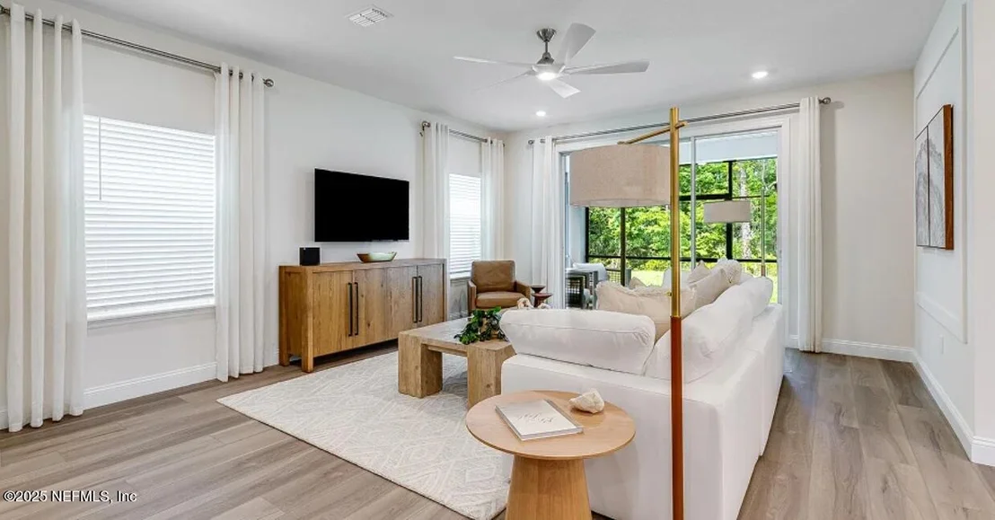 Photo of 90 GRAND TRAVERSE Circle