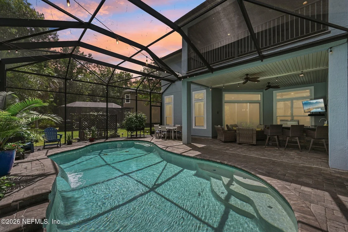 Photo of 136 DUNDEE Place