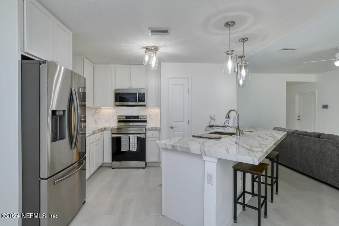 Photo of 101 KILLIAN Drive