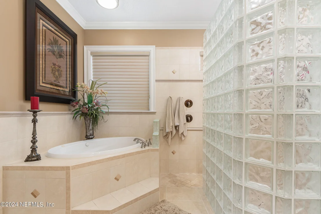 Photo of 1119 CEDAR BAY Road