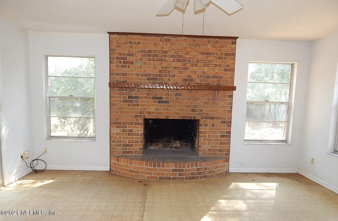 Photo of 645 SHADY Lane