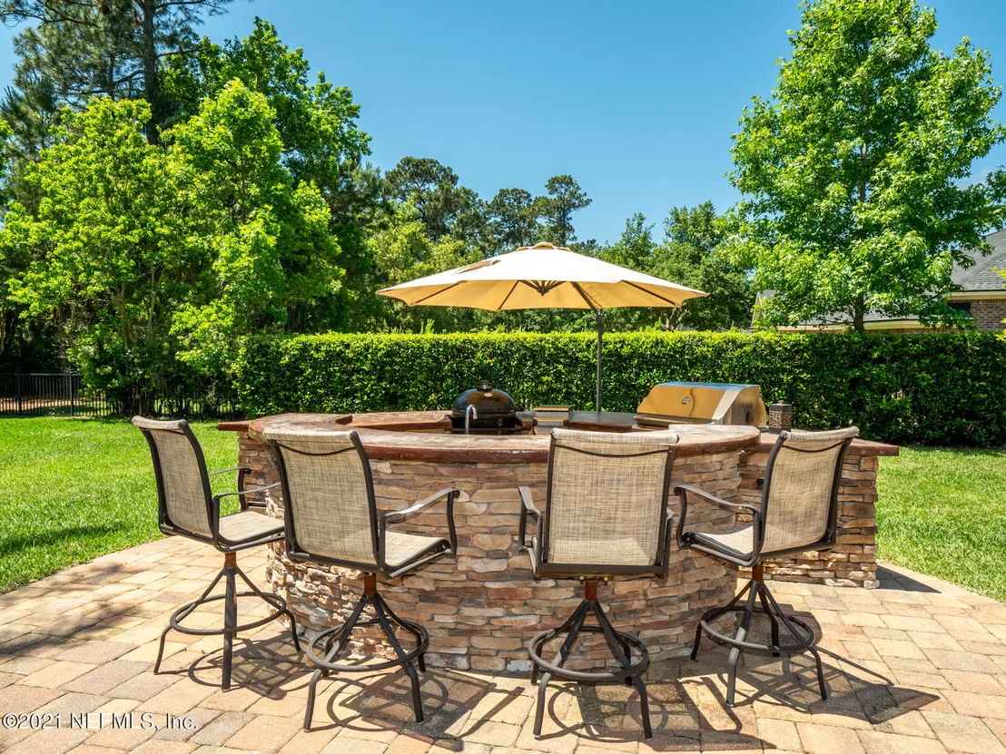 Photo of 349 SUMMERSET Drive