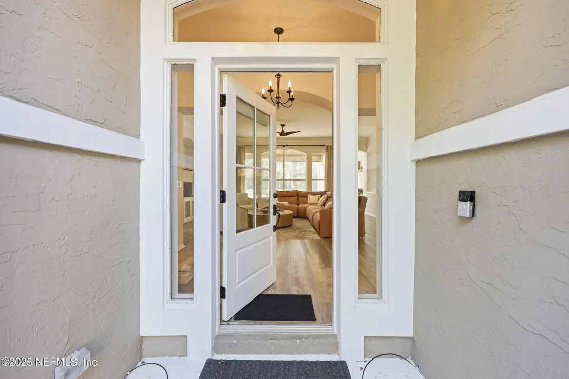 Photo of 537 DANDELION Drive