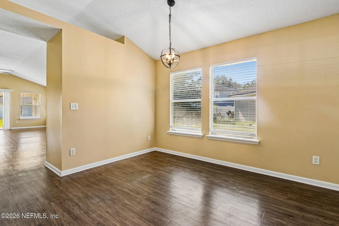 Photo of 831 TIMBERJACK Court