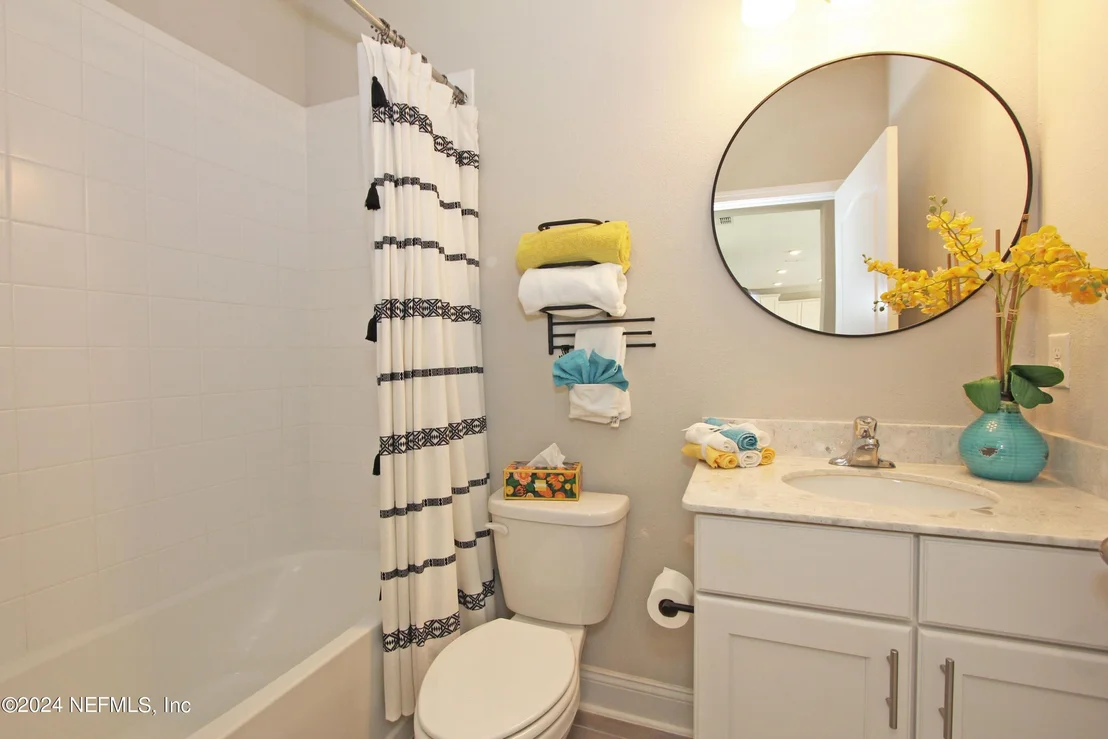 Photo of 242 SILVERLEAF VILLAGE Drive