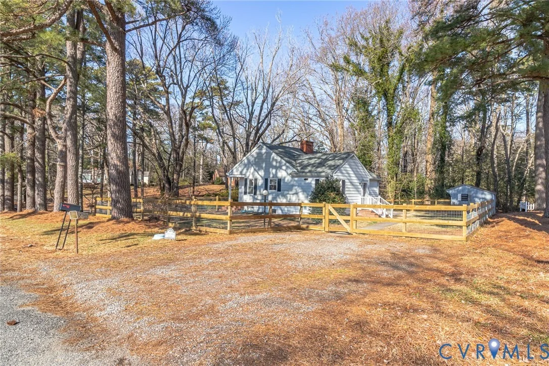 Photo of 15 Clark Lane