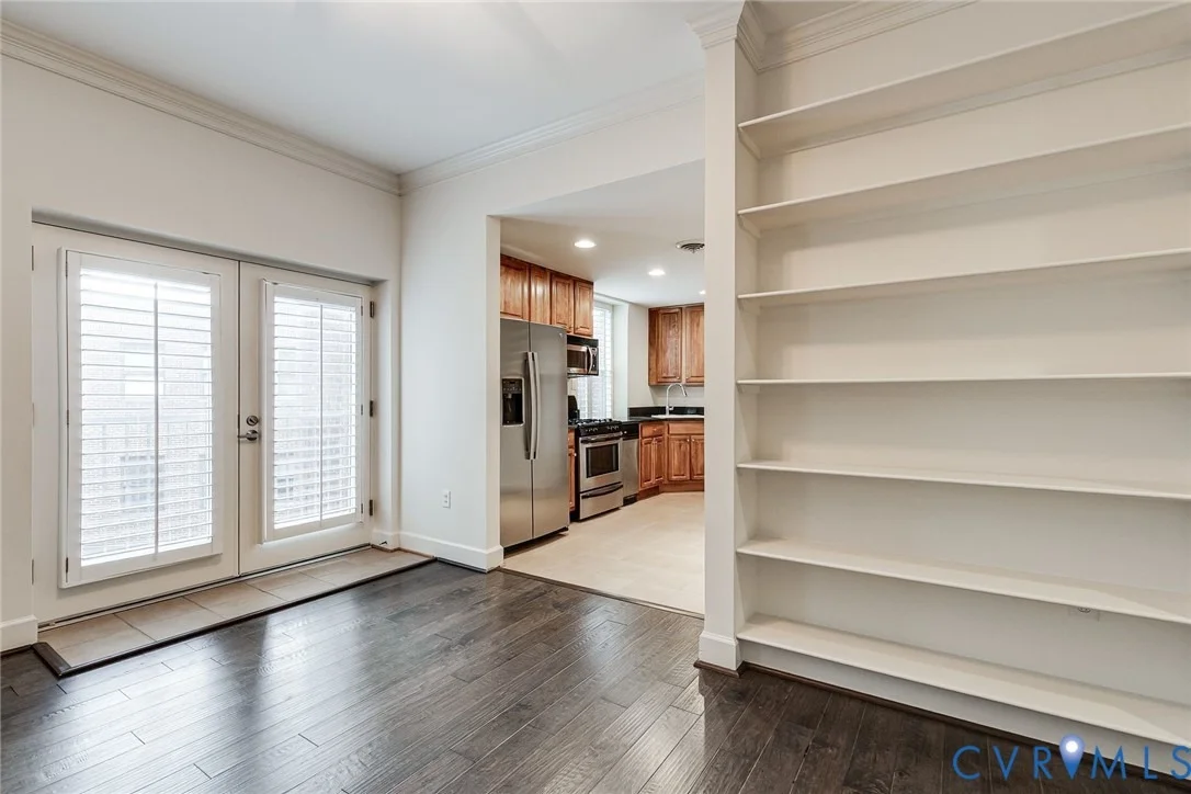 Photo of Unit 3D at 413 Stuart Circle