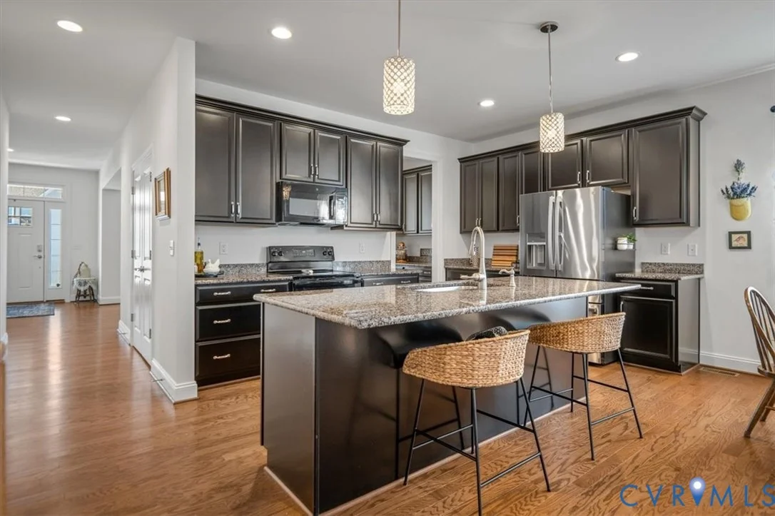 Photo of 215 Lauradell Road