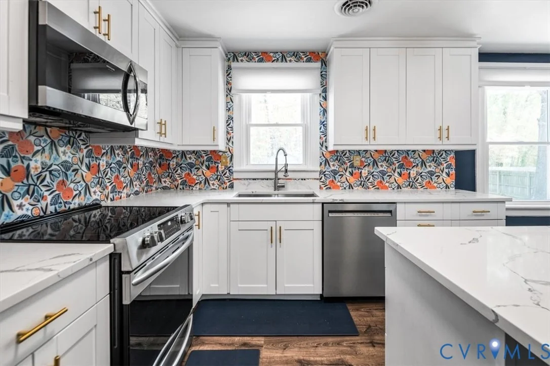 Photo of 6805 Hermitage Road