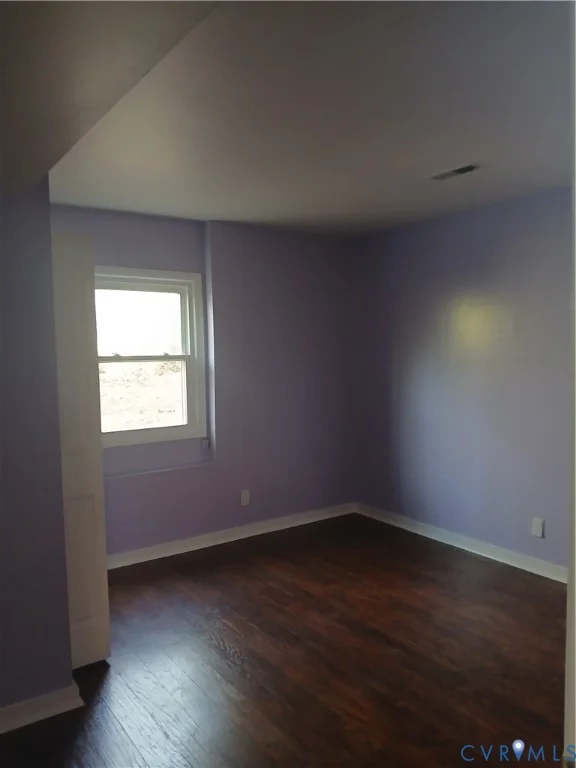 Photo of 1306 Old Log Trail