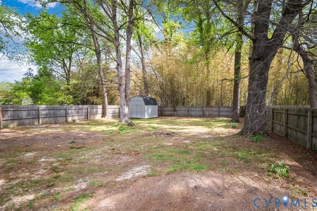 Photo of 6805 Hermitage Road