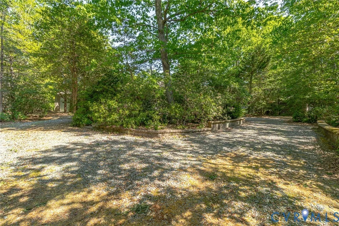 Photo of 1167 Ottoman Ferry Road