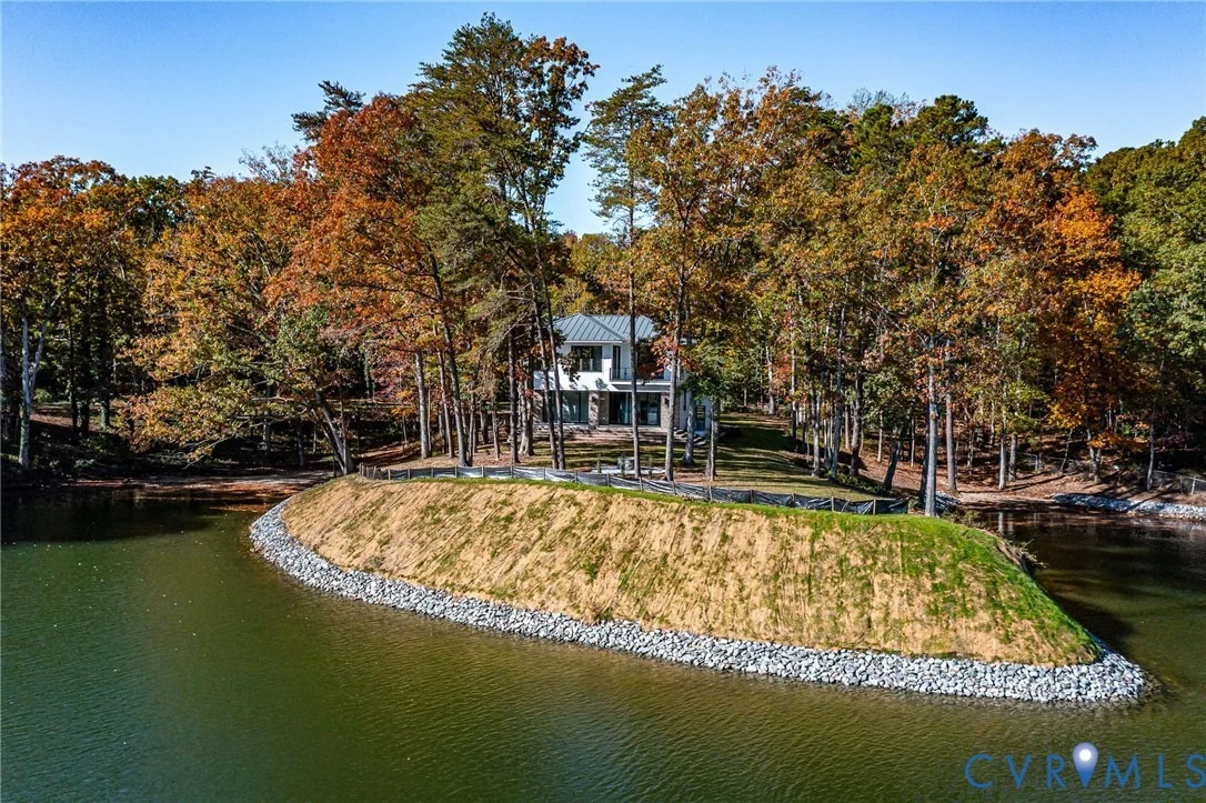 Photo of 212A Gordon Drive