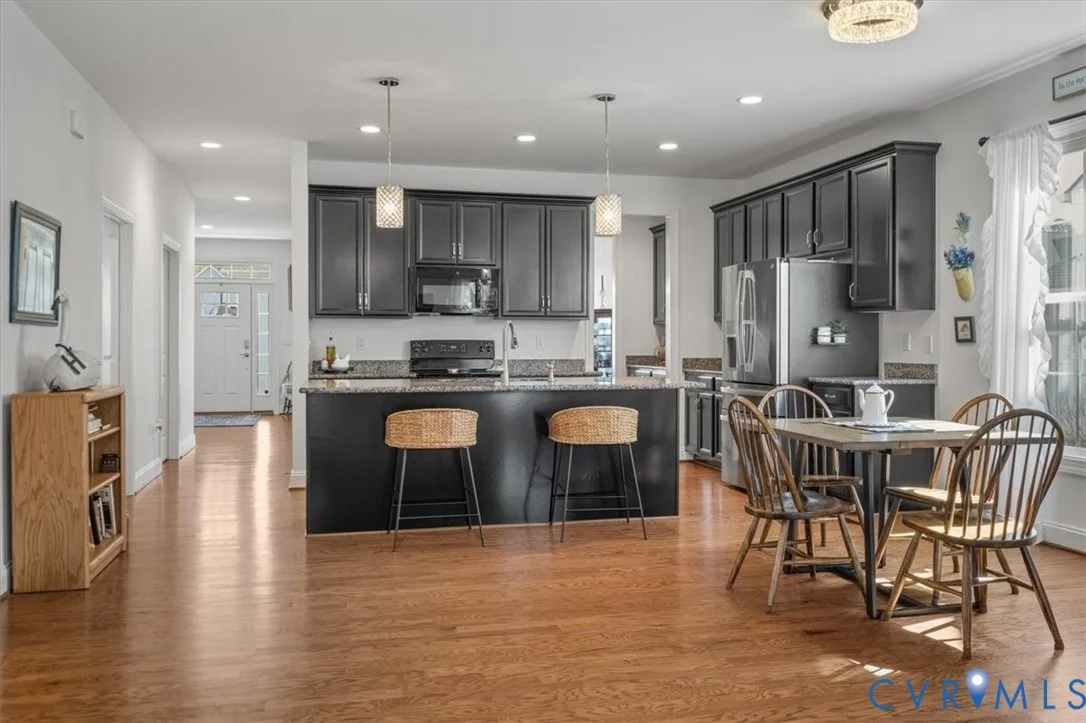 Photo of 215 Lauradell Road
