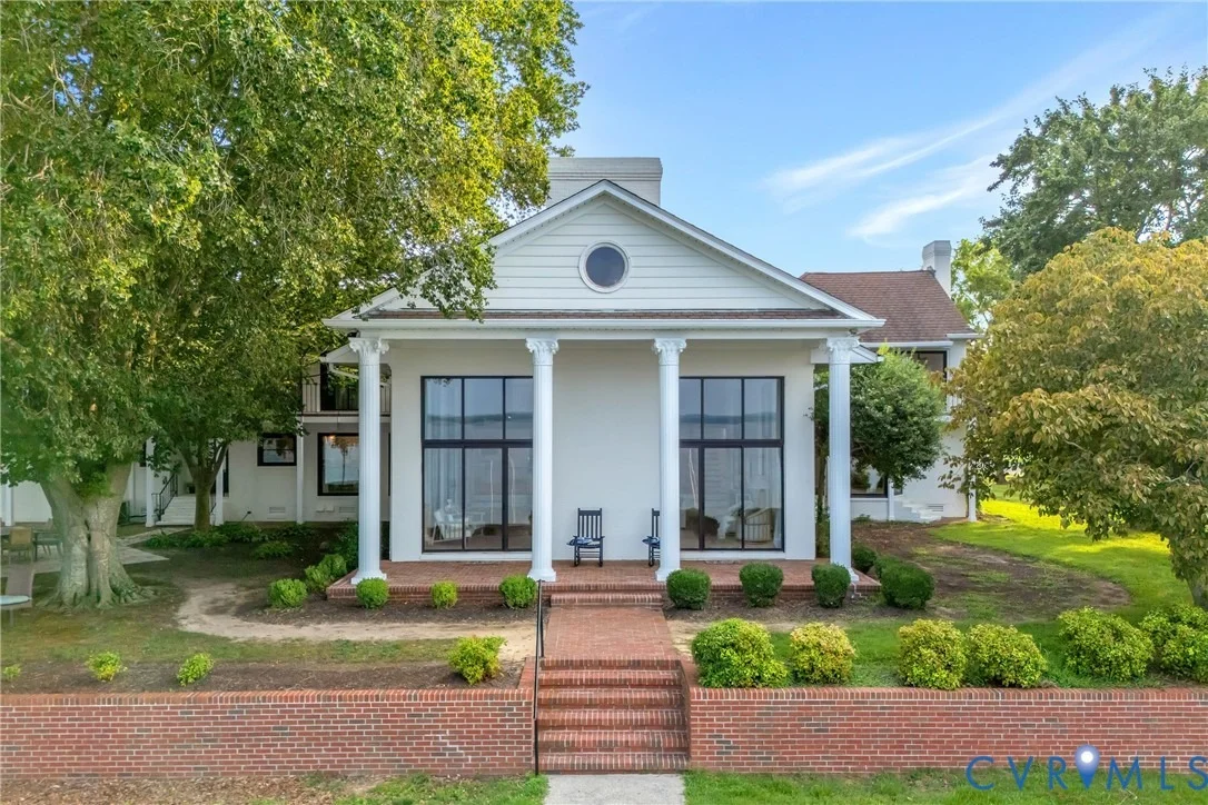 Photo of 467 Daingerfield Road