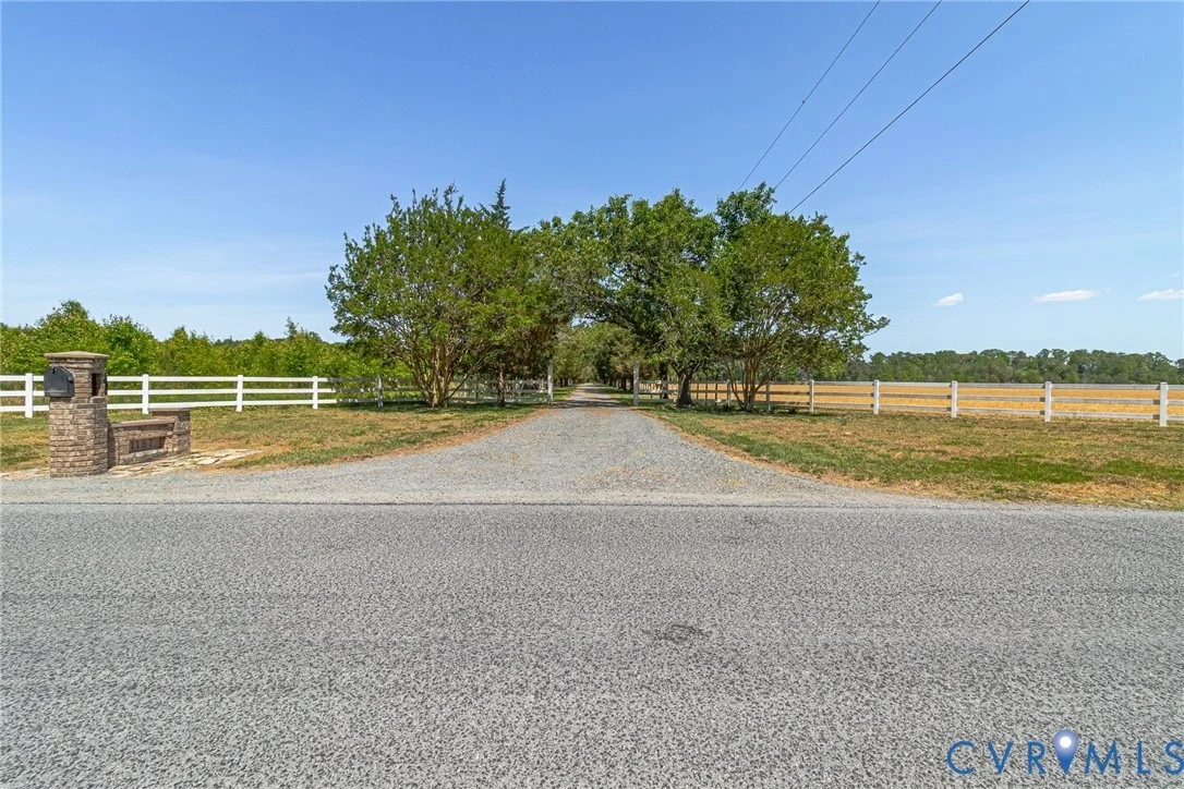 Photo of 1167 Ottoman Ferry Road