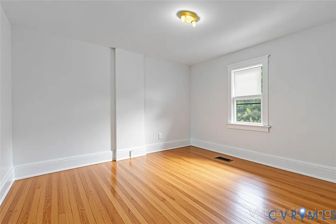 Photo of 218 Fleeton Point Circle