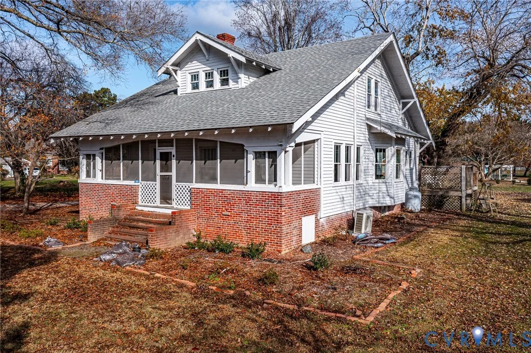 Photo of 109 Courthouse Road