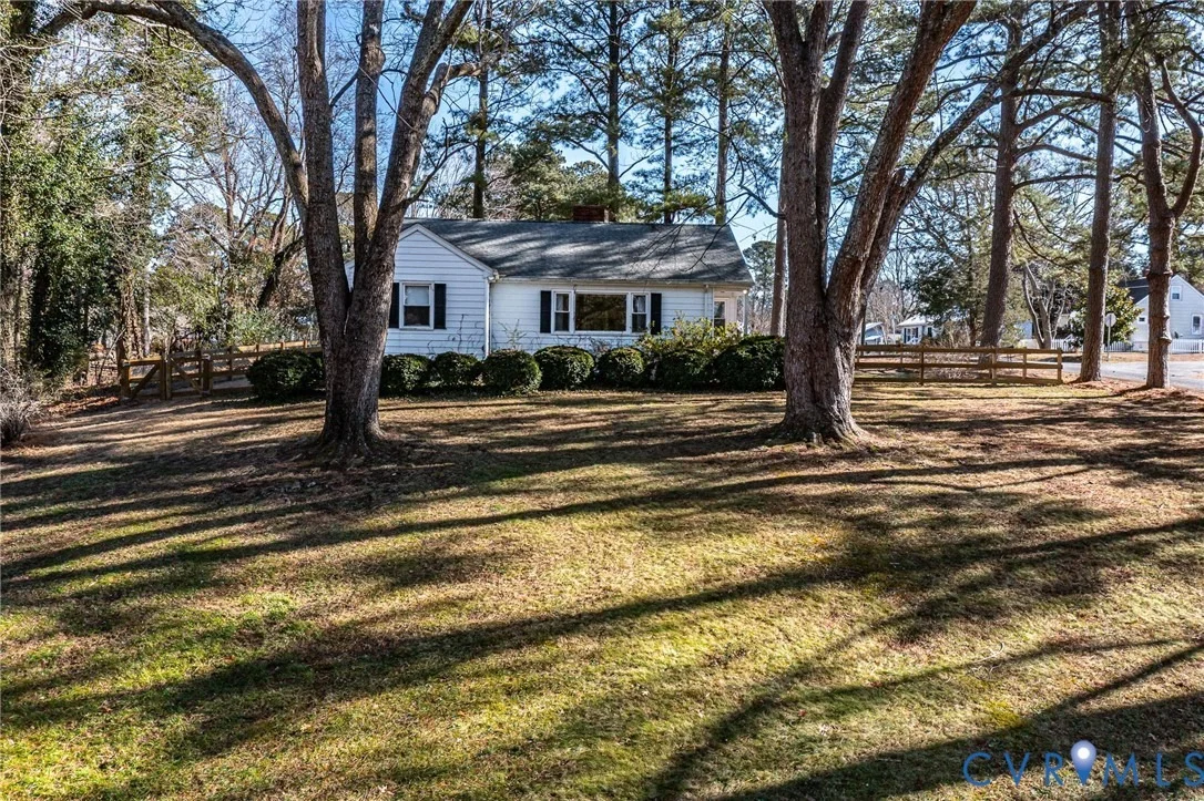 Photo of 15 Clark Lane