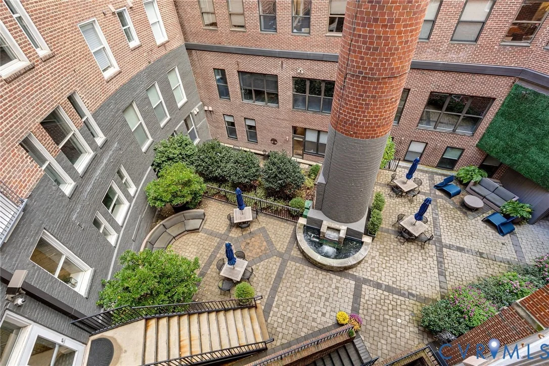 Photo of Unit 3D at 413 Stuart Circle
