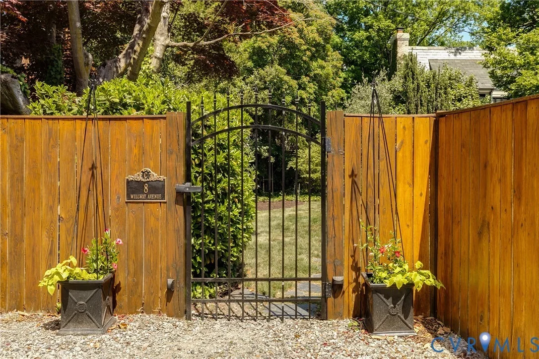 Photo of 8 Willway Avenue