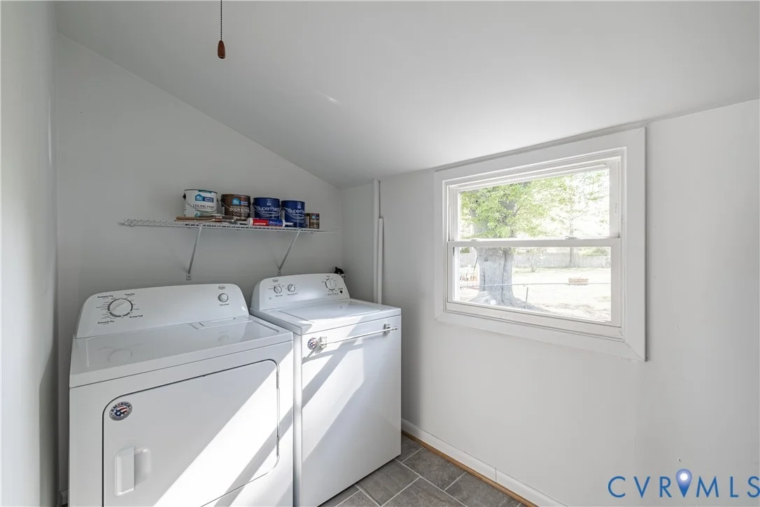 Photo of 2103 Aeronca Avenue