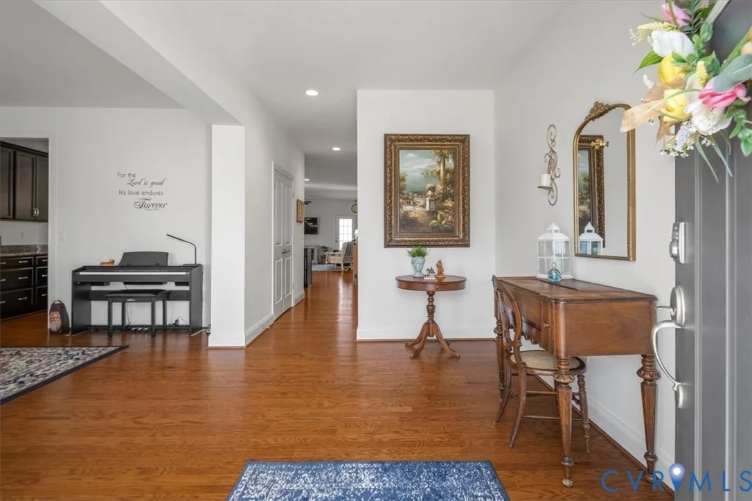 Photo of 215 Lauradell Road