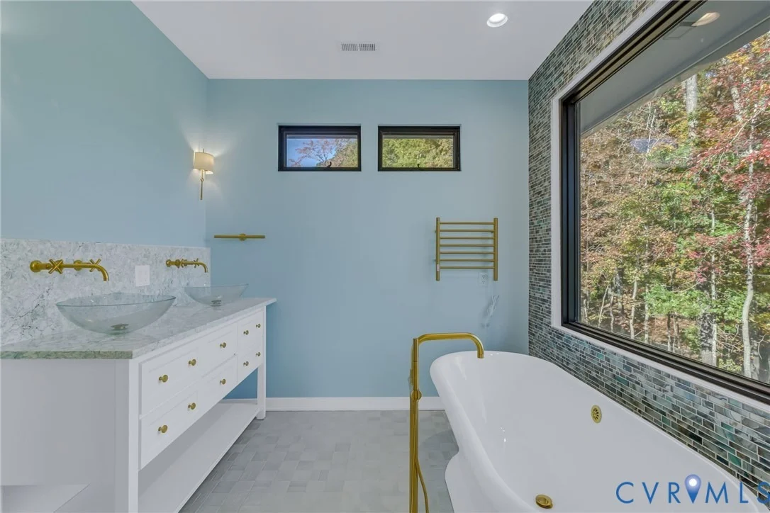 Photo of 212A Gordon Drive