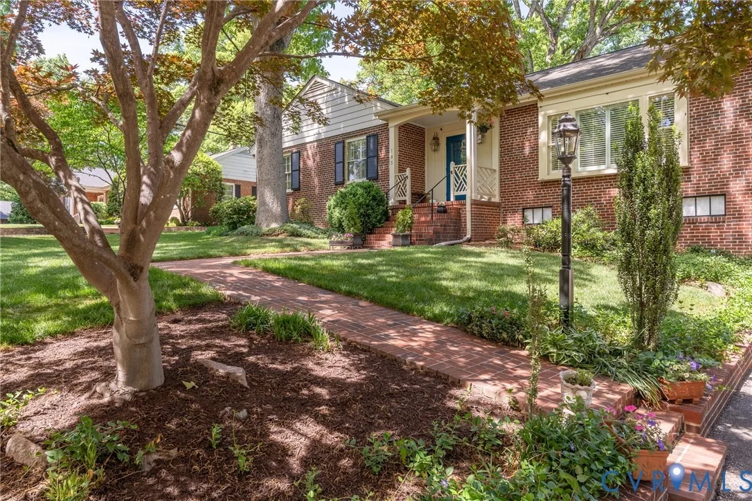 Photo of 703 Devon Road