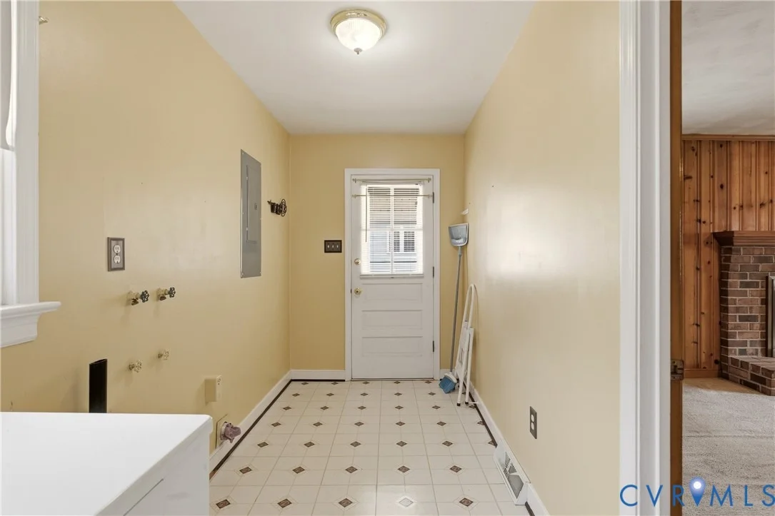 Photo of 4910 Hackney Road