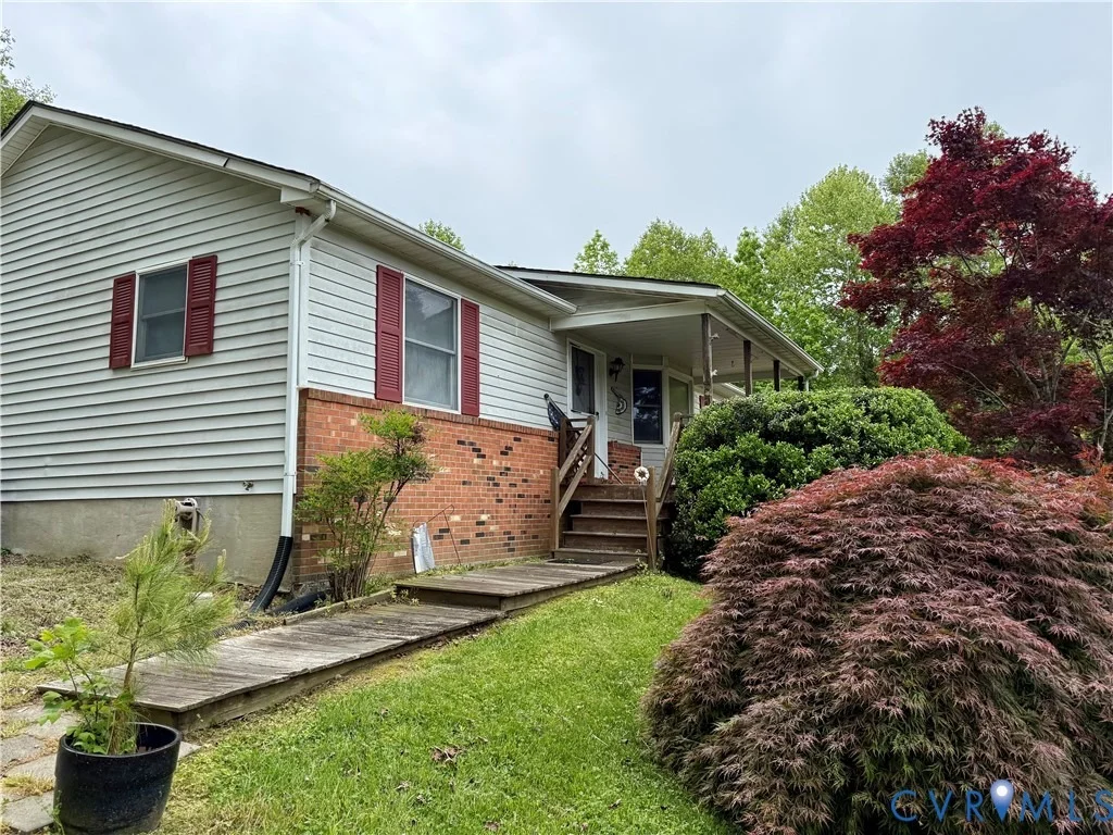 Photo of 327 Gilbert Street
