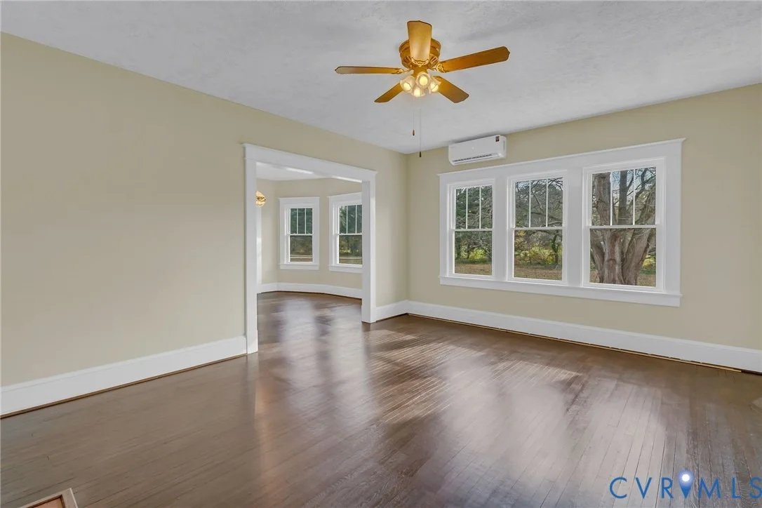 Photo of 109 Courthouse Road
