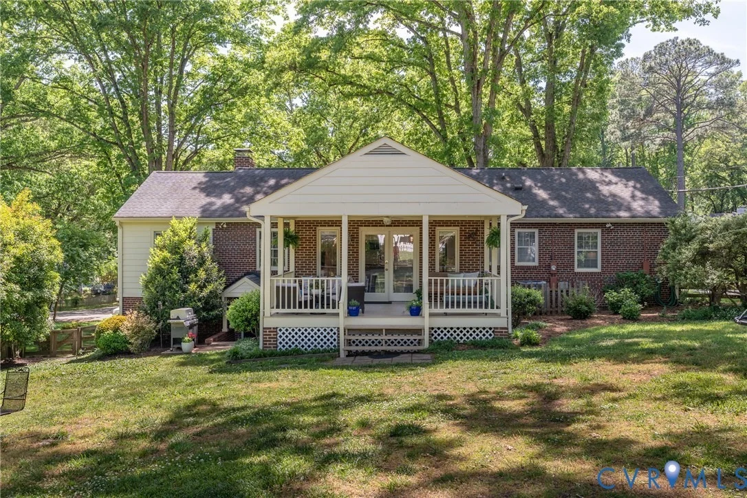 Photo of 703 Devon Road