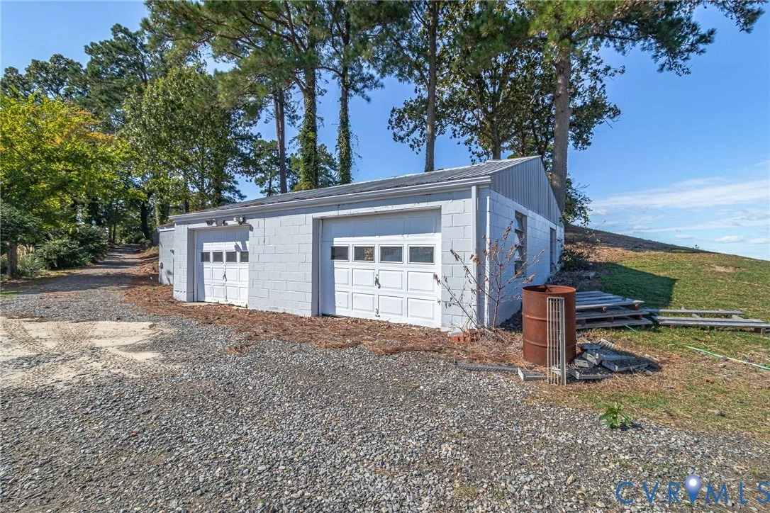 Photo of 560 Eubank Landing Road