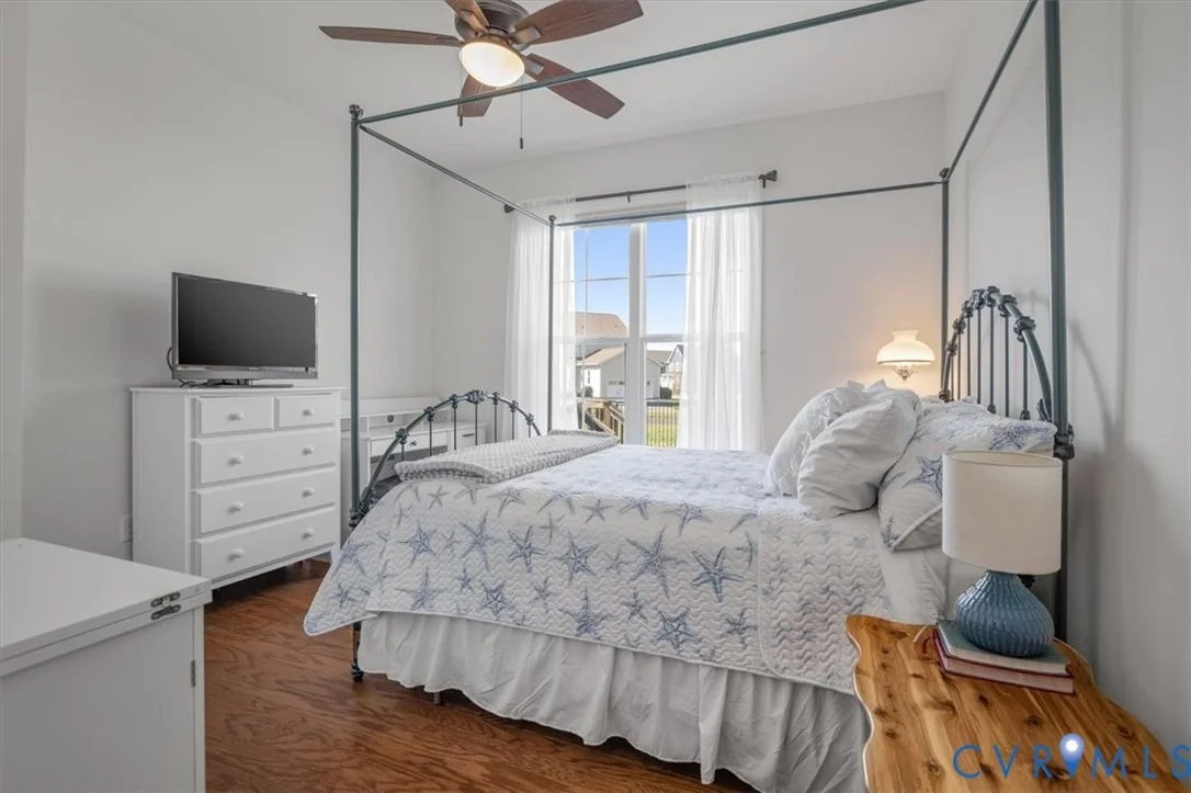 Photo of 215 Lauradell Road