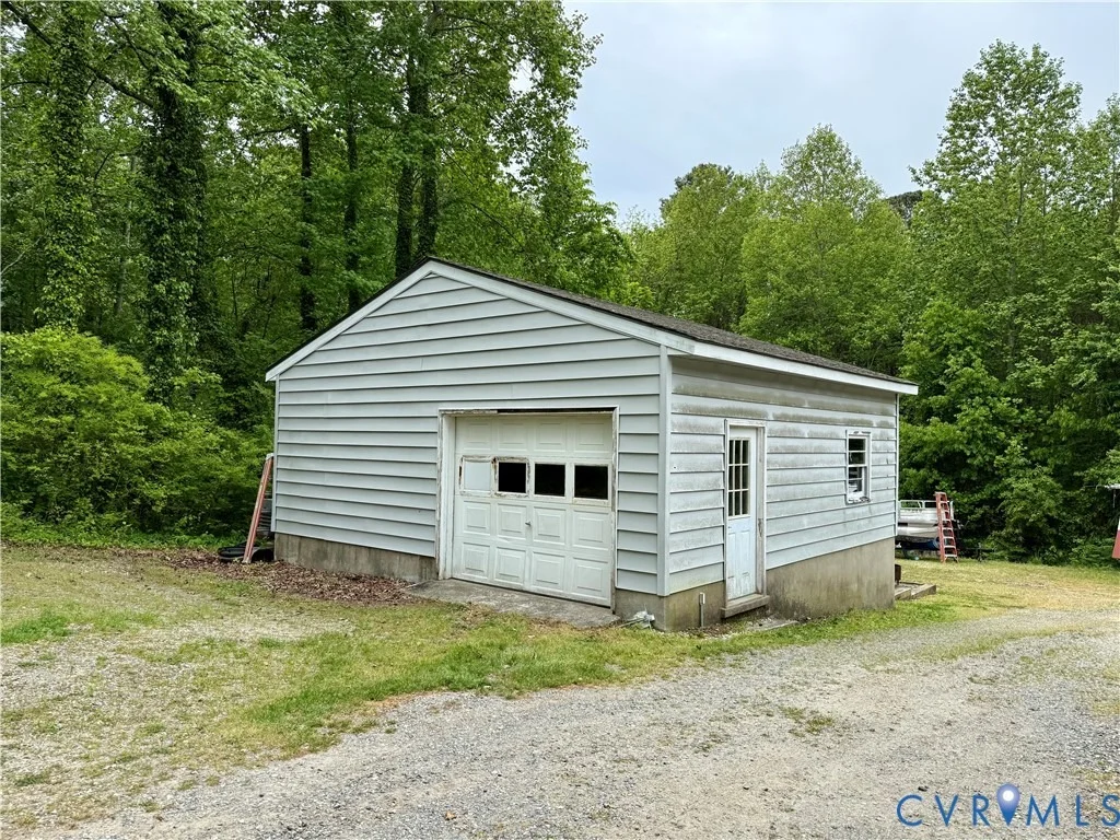 Photo of 327 Gilbert Street